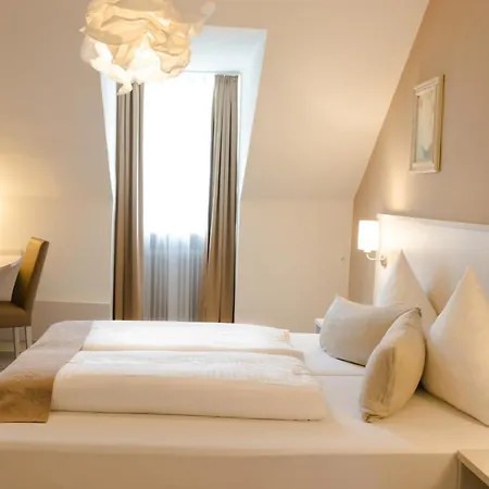 Luise Hotel