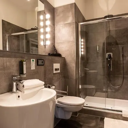 Luise Hotel